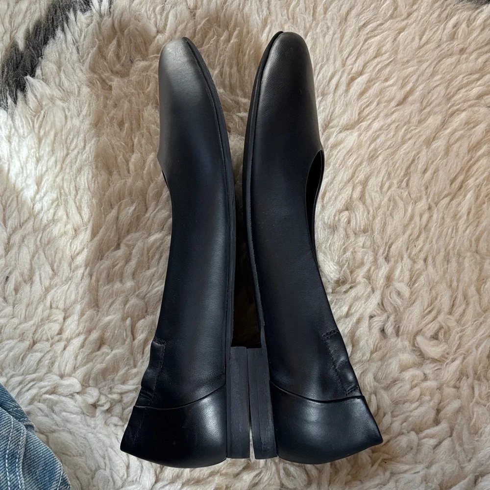 Women's Black Leather Flats